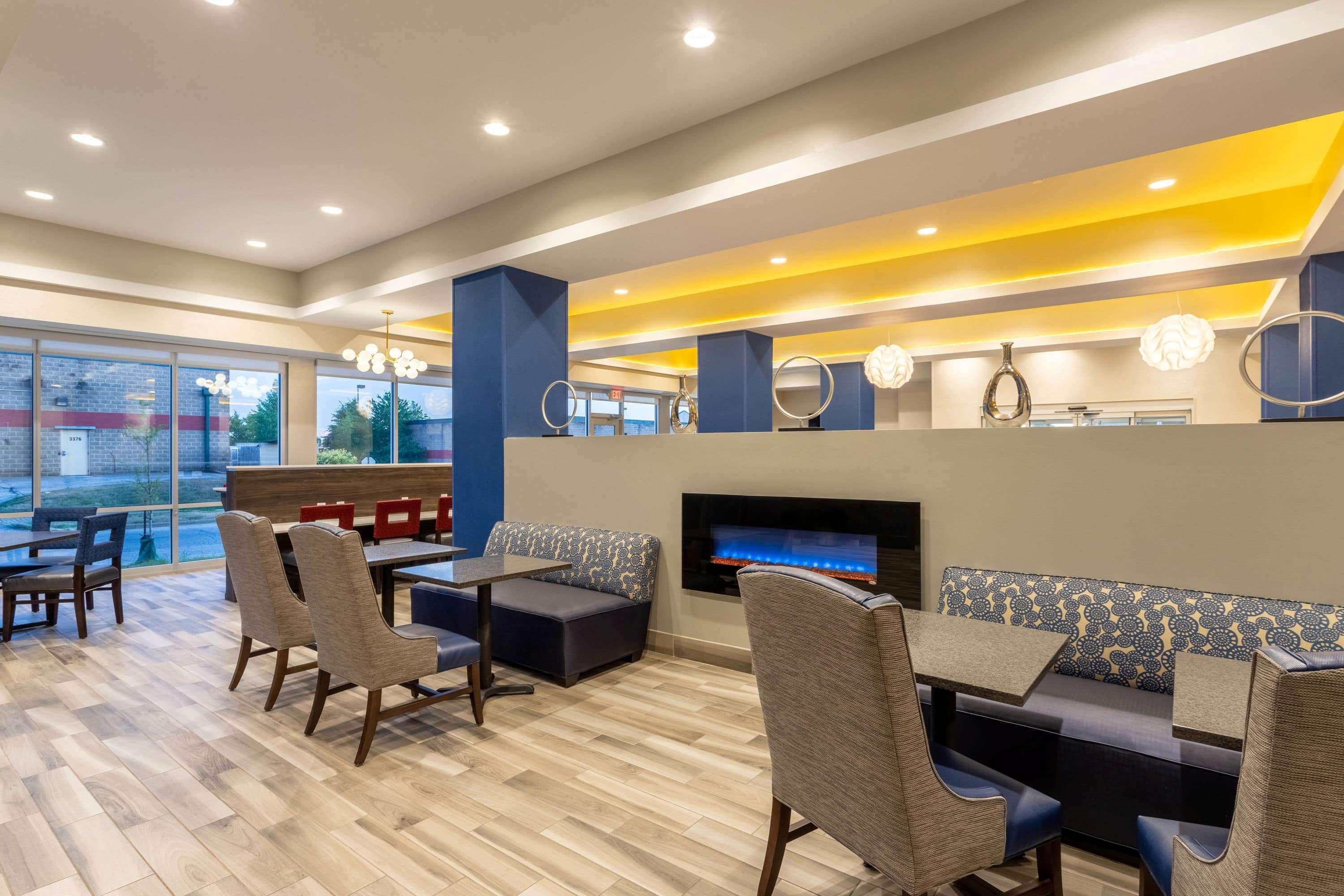 La Quinta Inn And Suites By Wyndham Bloomington Luaran gambar